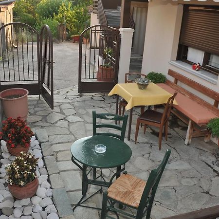 Guesthouse Bloutsos Rooms Kastraki  Luaran gambar