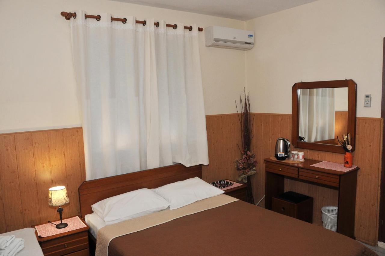 Guesthouse Bloutsos Rooms Kastraki  Luaran gambar