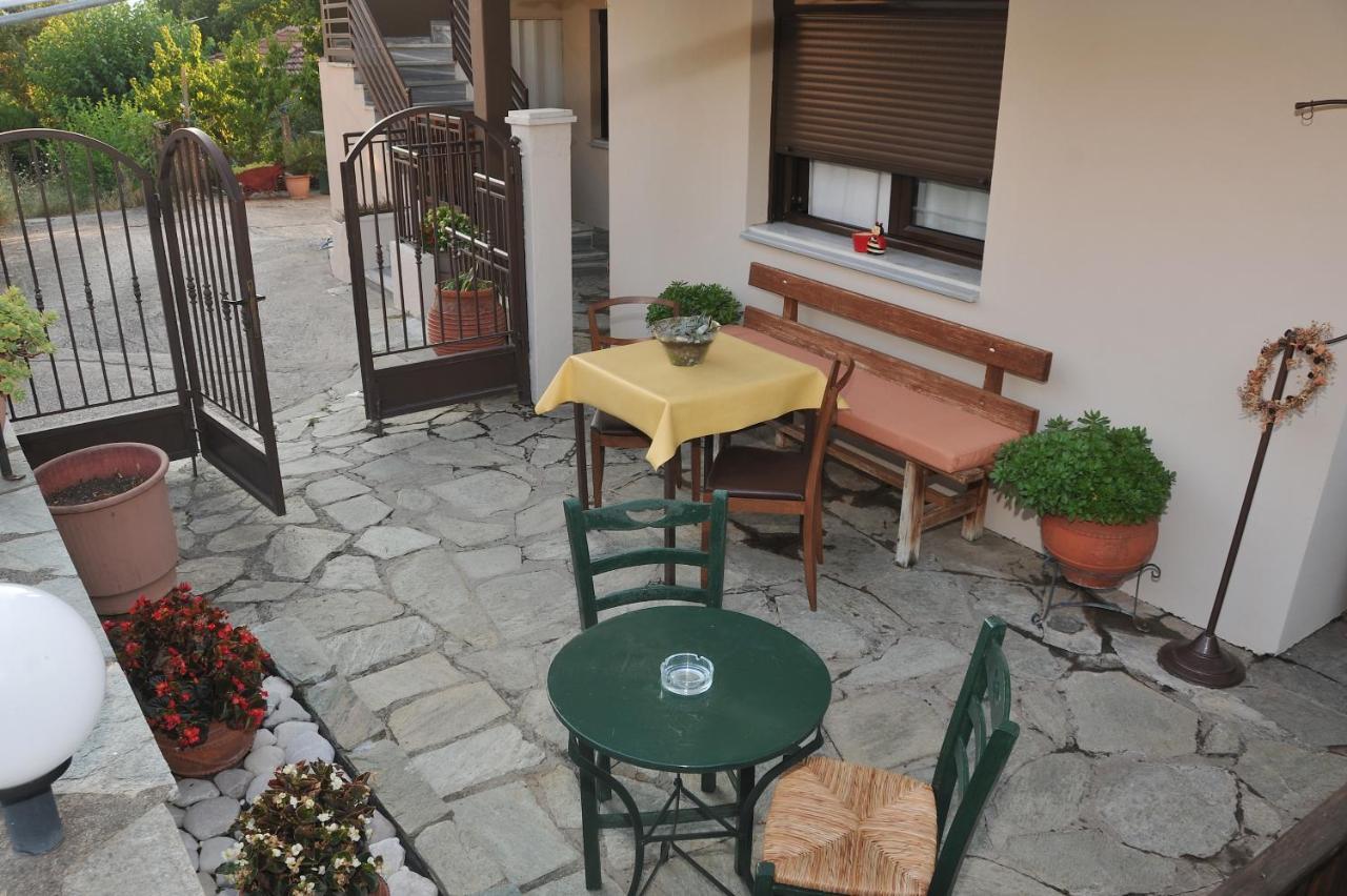 Guesthouse Bloutsos Rooms Kastraki  Luaran gambar