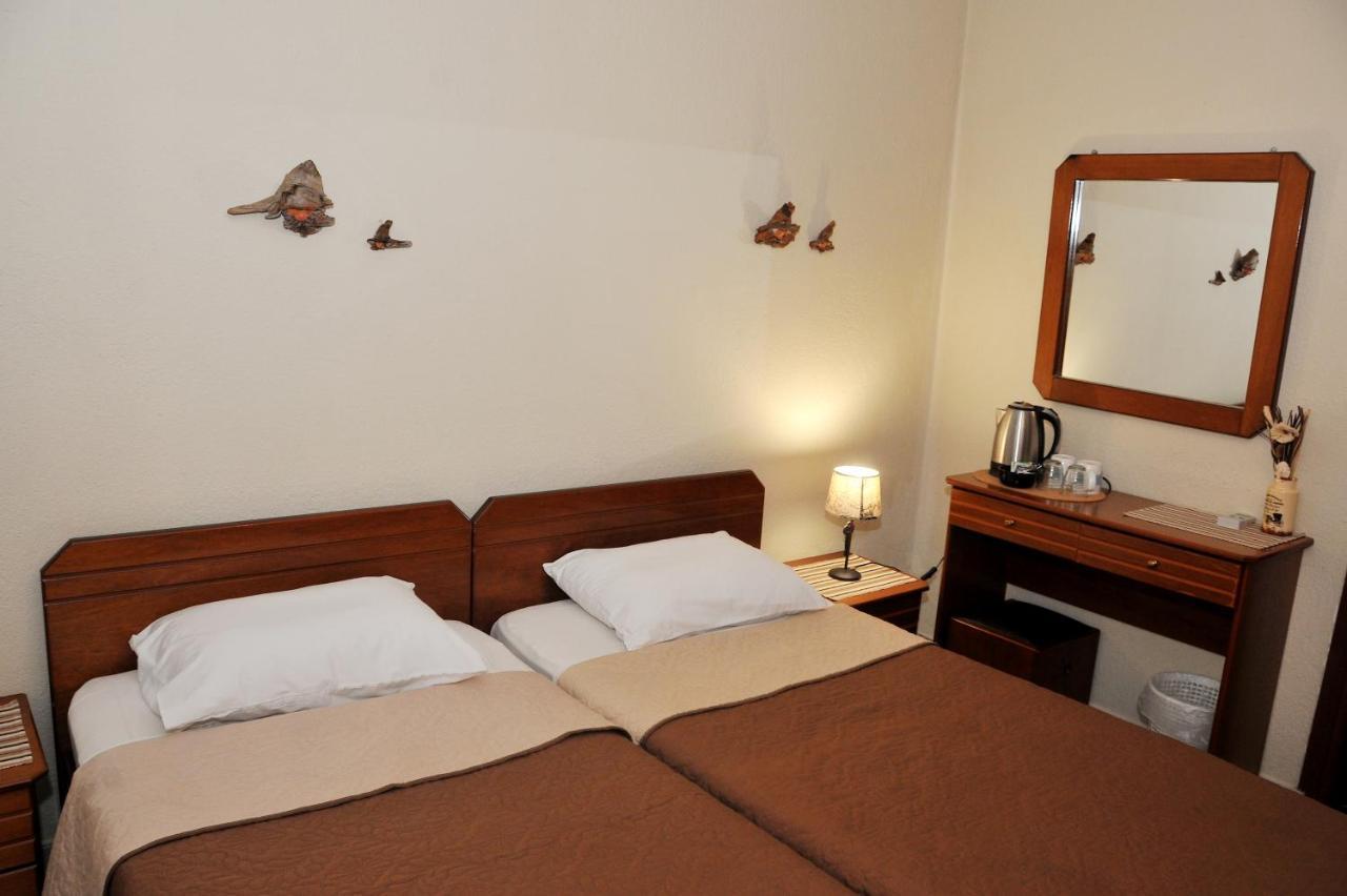 Guesthouse Bloutsos Rooms Kastraki  Luaran gambar