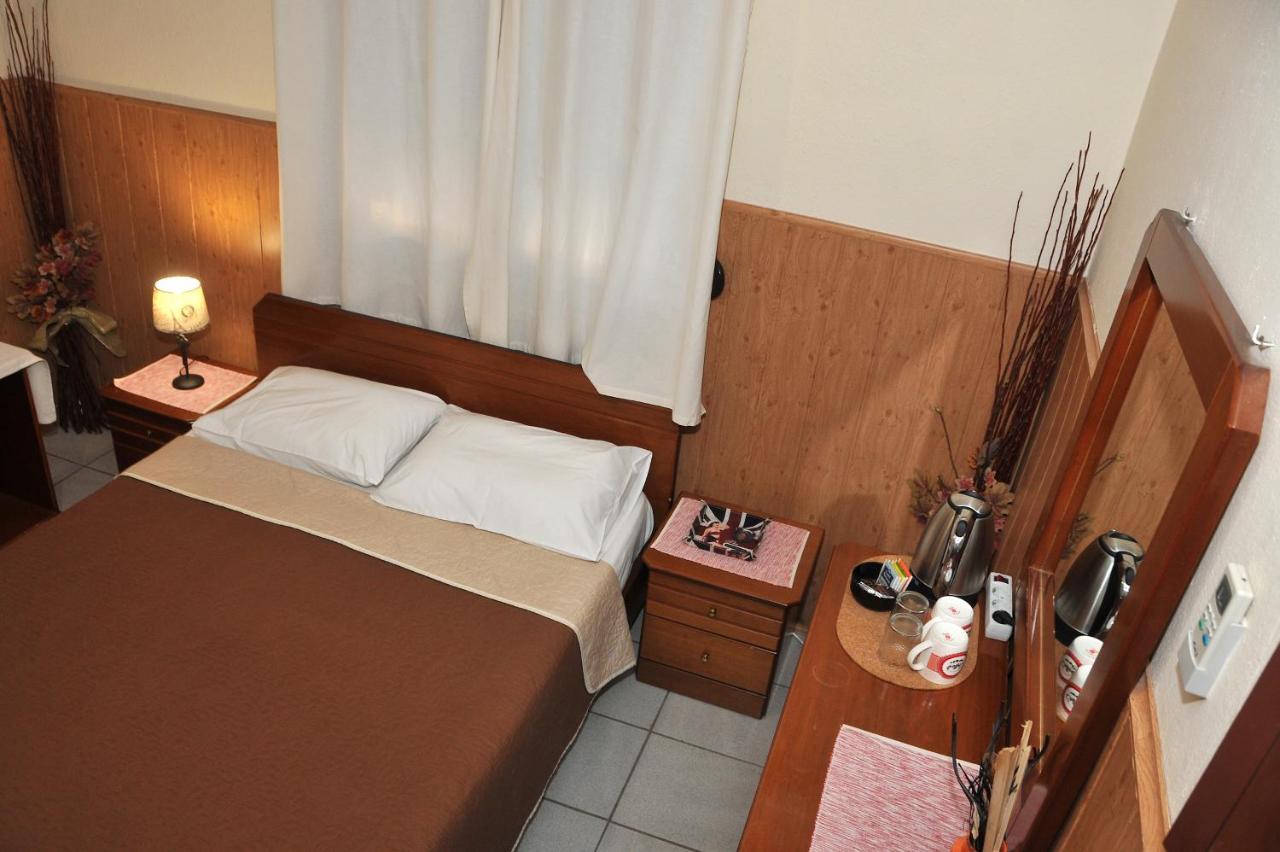 Guesthouse Bloutsos Rooms Kastraki  Luaran gambar